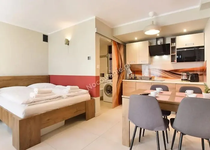 Cichy Strumyk Z Tarasem Sloneczna Gora שצ'צ'ירק